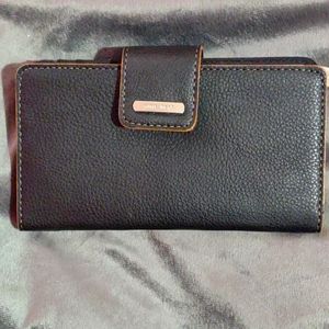 Nine west wallet